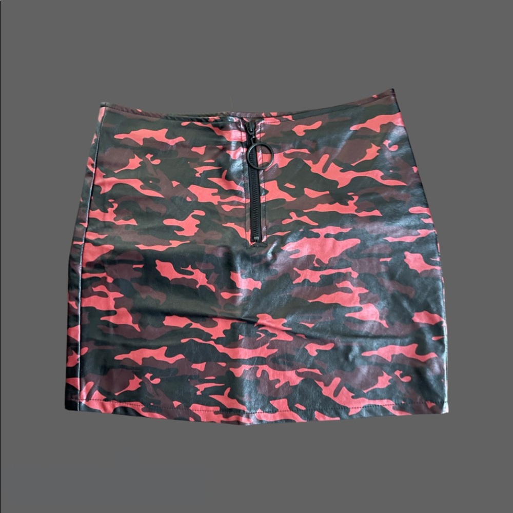 Red camo pleather skirt